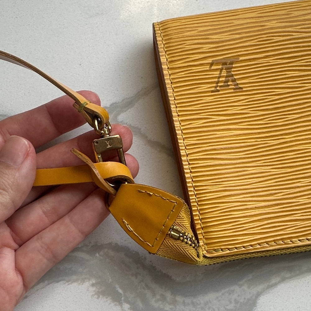 Louis Vuitton Epi leather pochette vintage Tassili Yellow - Picture 4 of 16